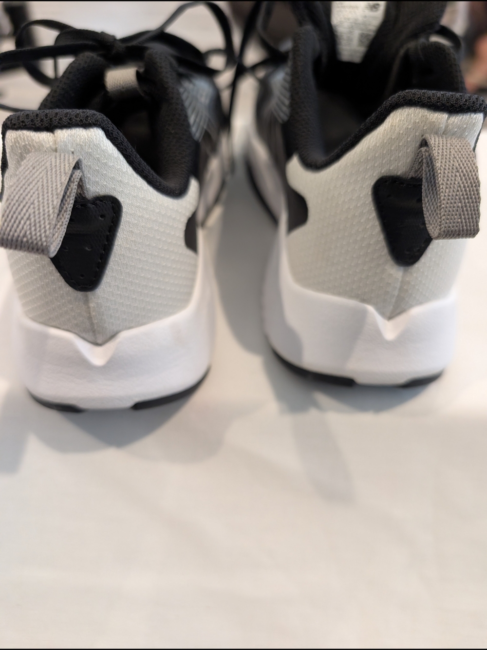 New Balance Black and Gray Kids' Sneakers - Picture 6 of 7